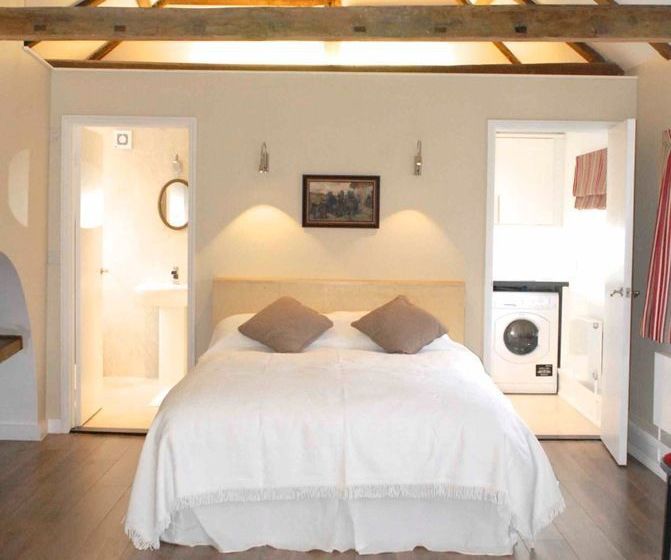 Short Stay Bungay 11