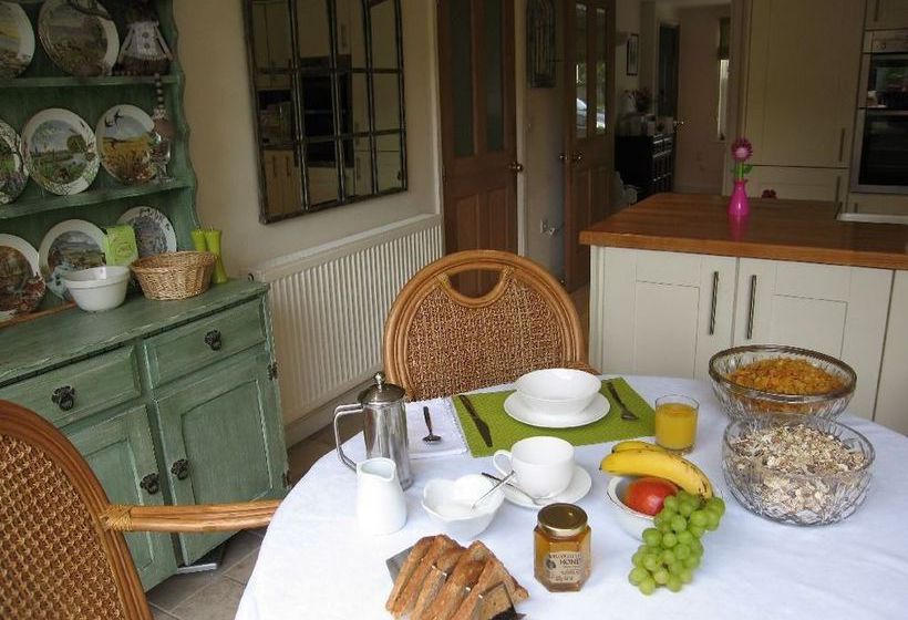 Bed and Breakfast 32 The Green