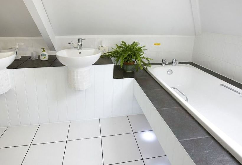 Bed and Breakfast Boscastle House