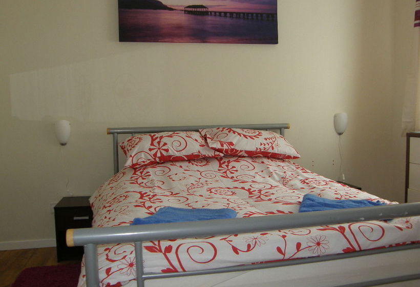 Self Catering Belfast Apartment 3