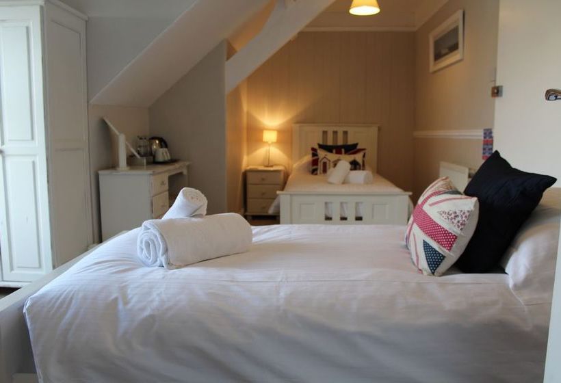 Pension (Hôtel basse catégorie) Camelot Guest House 3