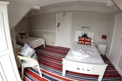 Pension (Hôtel basse catégorie) Camelot Guest House 9