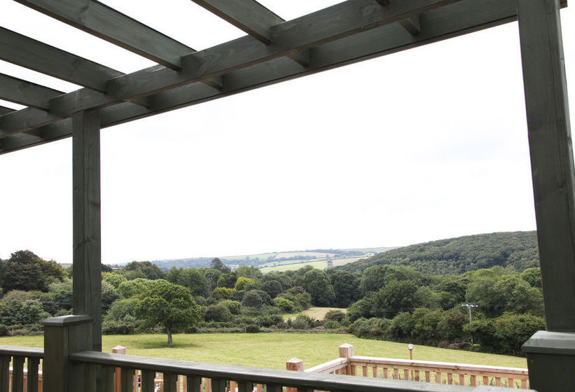 Hotel County Arms 18