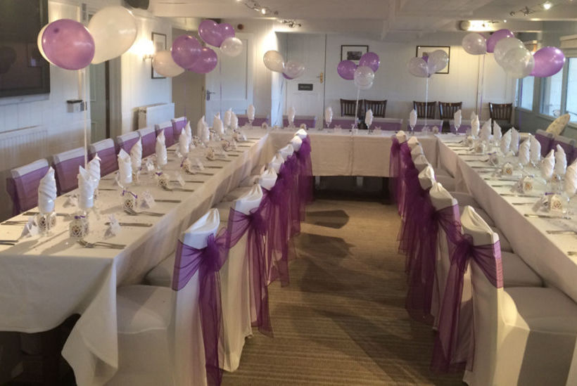 Hotel County Arms 19