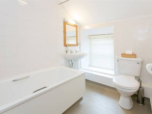 Hotel Farmers Arms 1