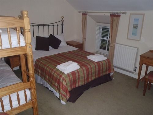 Hotel Farmers Arms 13