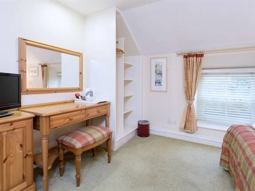 Hotel Farmers Arms 18