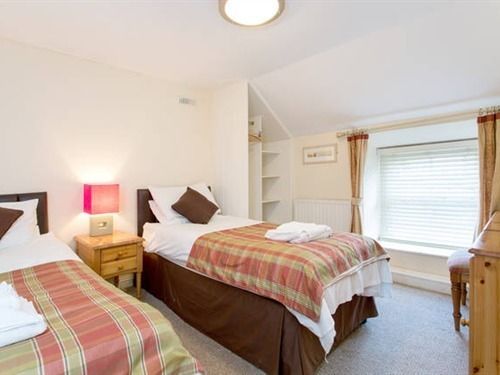 Hotel Farmers Arms 7