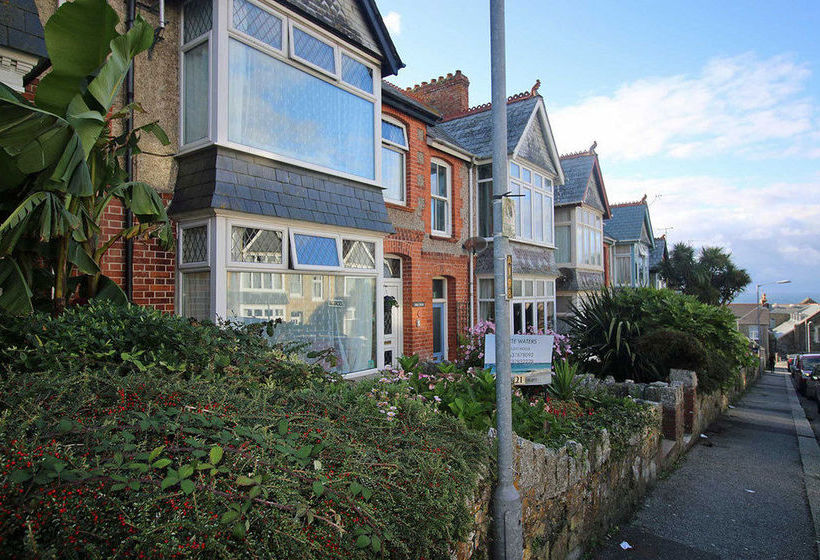 Pension (Hôtel basse catégorie) White Waters 3
