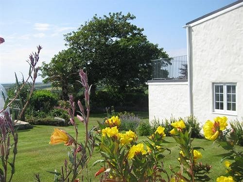 Tregaddra Farm Bed & Breakfast 1