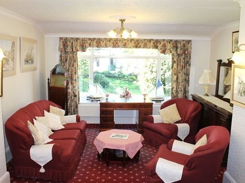 Pension (Hôtel basse catégorie) Elerkey Guest House B&b 11