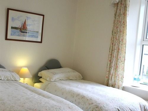 Pension (Hôtel basse catégorie) Elerkey Guest House B&b 5