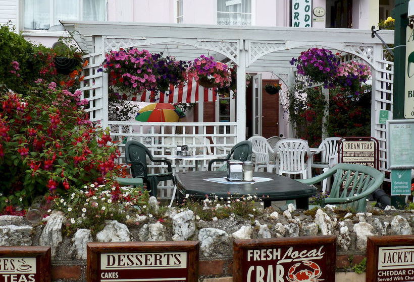 Bed and Breakfast Acorn Lodge