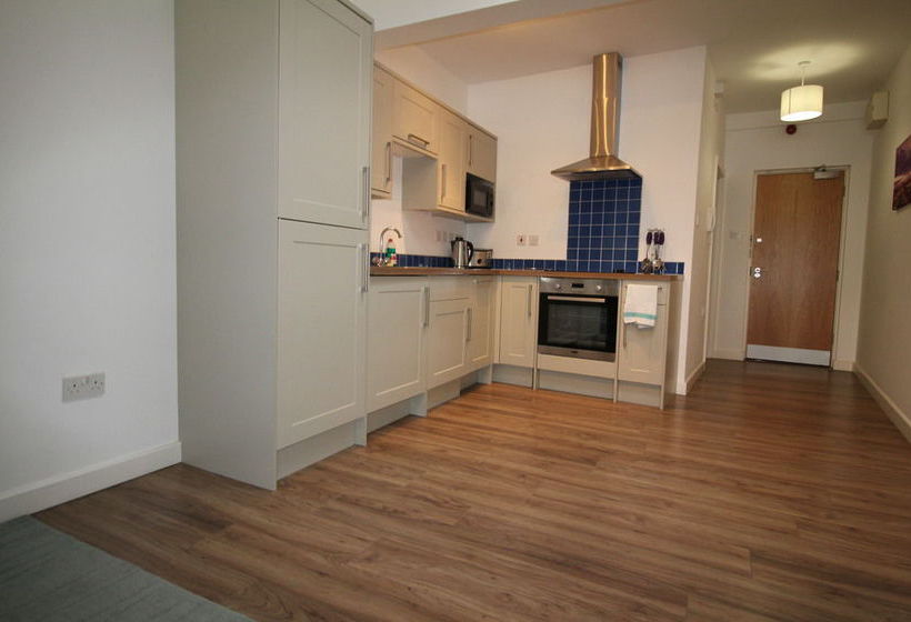 Sun Street Apartments 6