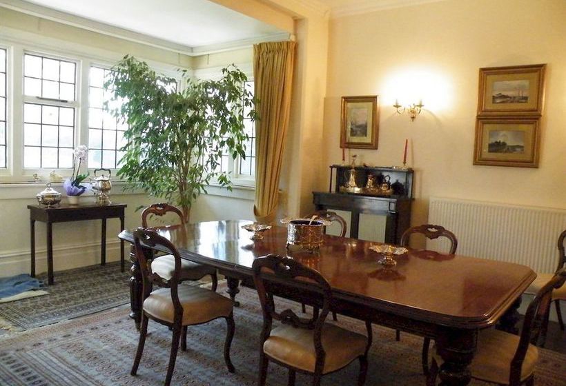 Bed and Breakfast Broadlands Gate 7