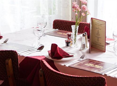 Pension (Hôtel basse catégorie) Wyvern 11