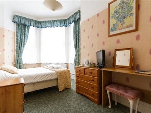 Pension (Hôtel basse catégorie) Wyvern 4