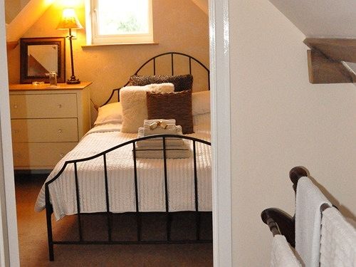 Newmarket Boutique Apartments 11