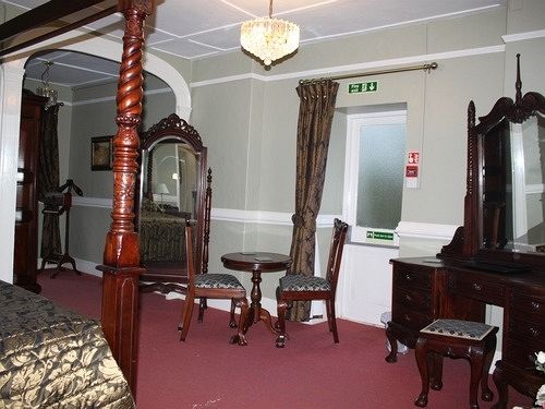 Hôtel Friary Manor 1