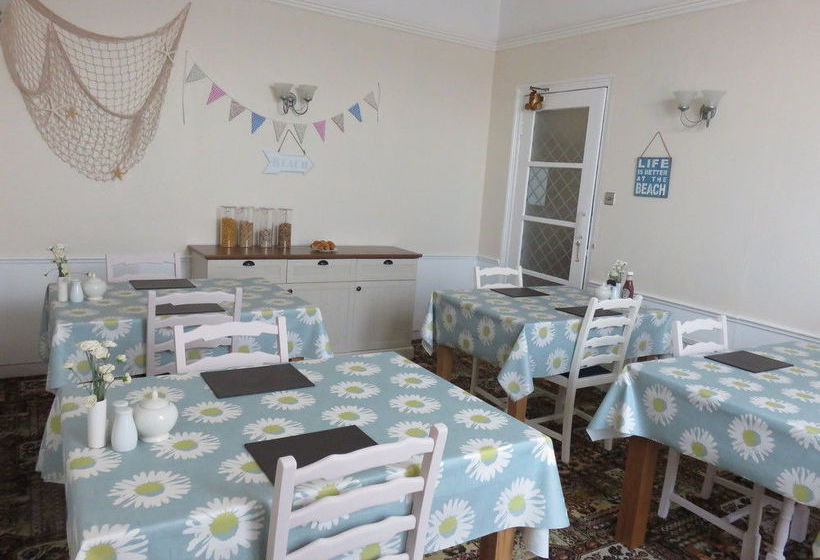 Bed and Breakfast Ainsley Court Guest House 1