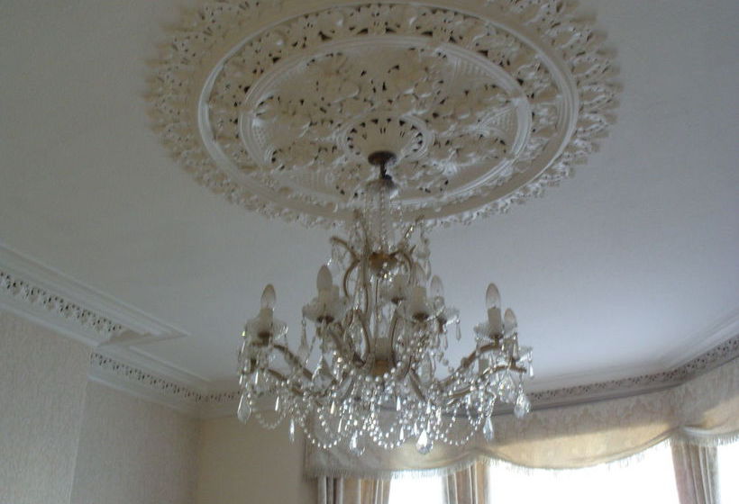 Bed and Breakfast Ainsley Court Guest House 12