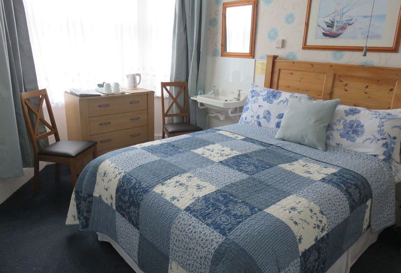 Bed and Breakfast Ainsley Court Guest House 6