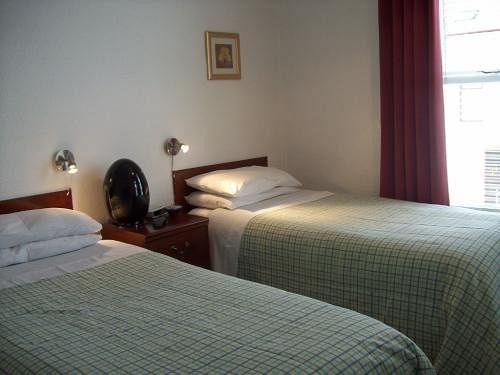 Bed and Breakfast Seaview House