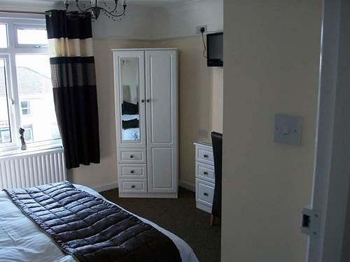 Bed & Breakfast Penarth Guest House 11