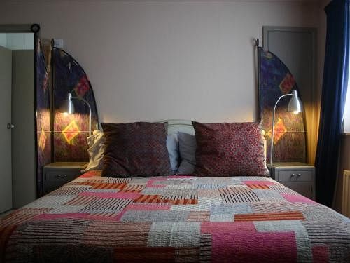 Bed & Breakfast Artist S House 1