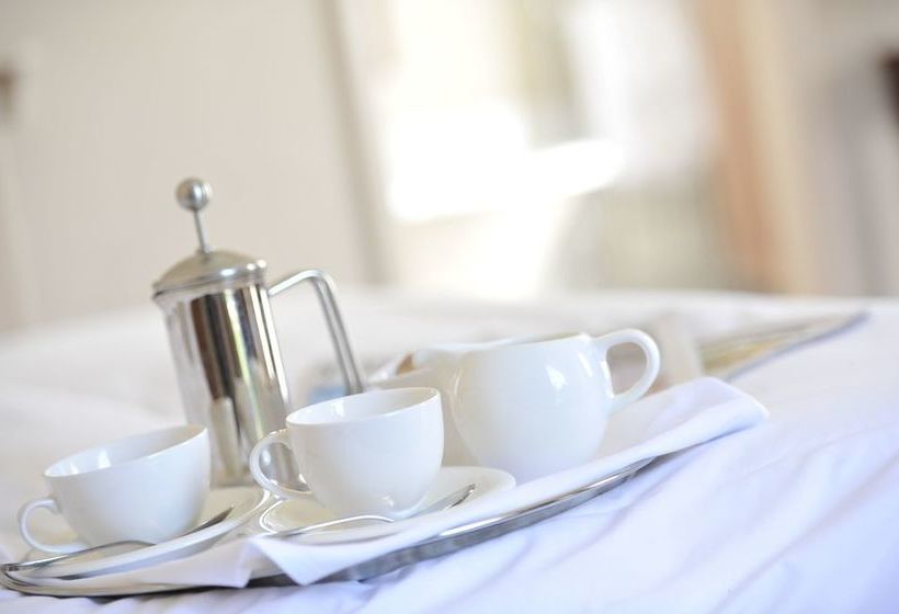 Bed and Breakfast The Elms 18