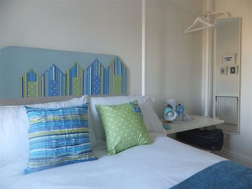 Pension The Cove Guest House 9