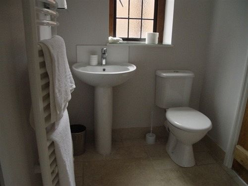 Bed and Breakfast Pinkneys Court Mews