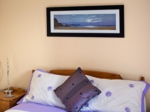 Pensão Grove Barn 8