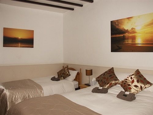 Pension Melcombe Villa Guesthouse 4