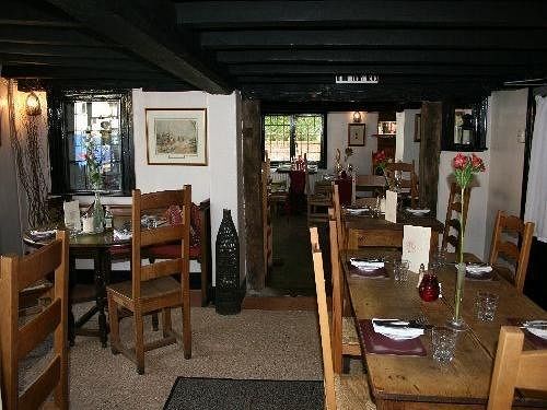 Hotel The Three Cups Inn 11