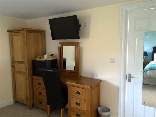 Bed & Breakfast Fourwinds Leisure 10