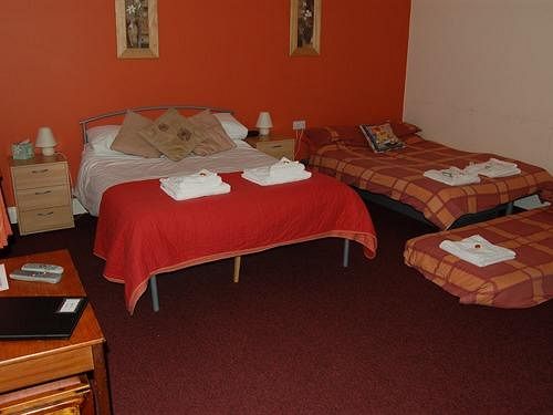 Pension (Hôtel basse catégorie) Falcons Nest 13