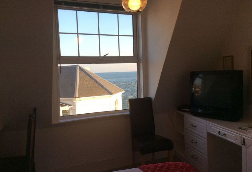 Bed and Breakfast Ash 13