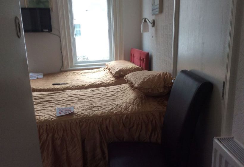 Bed and Breakfast Ash 5