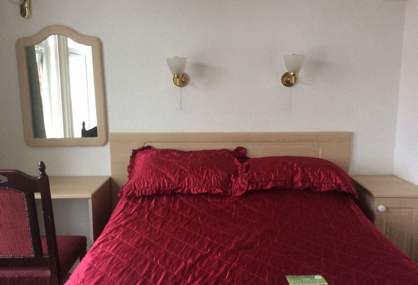 Bed and Breakfast Ash 6