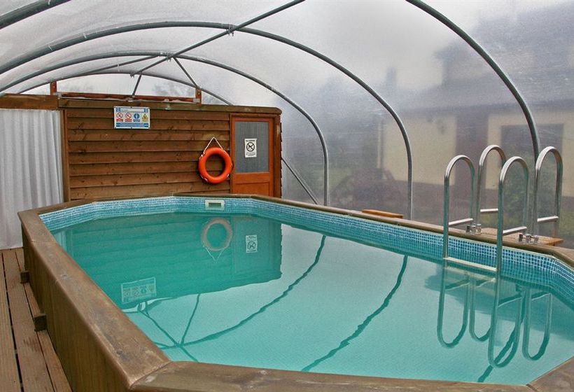 Box Bush Cottage  B&b