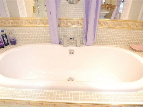 Woodside Bed And Breakfast 18