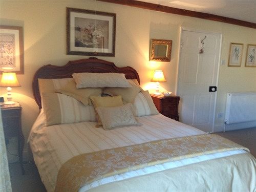 Cadson Manor B&b 16