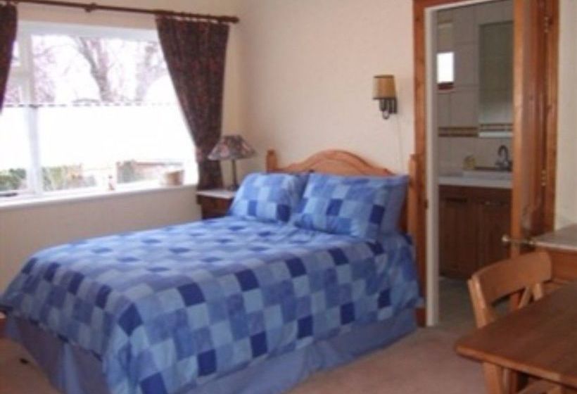 The Old School B&b 5