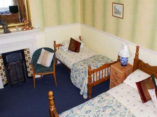 Pension Sherwood Guest House 2