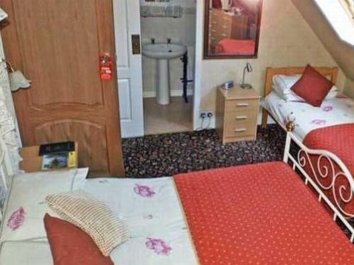 Pension Sherwood Guest House 5