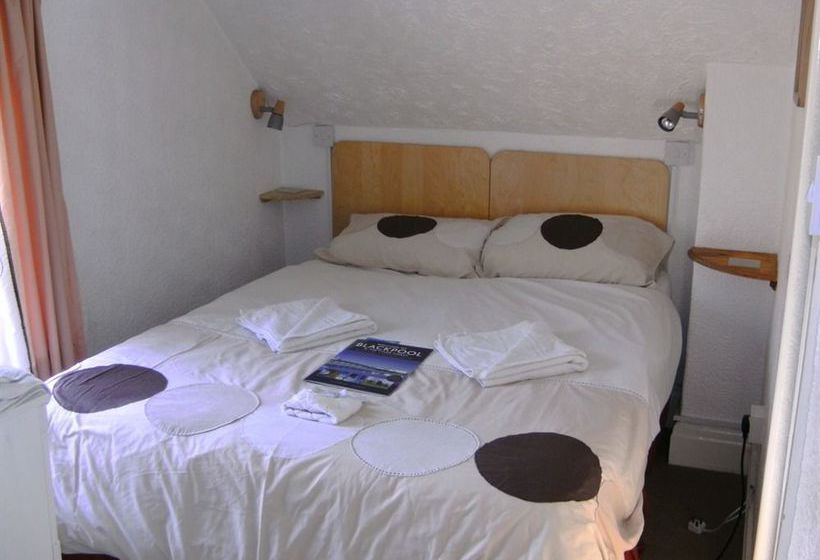 Bed and Breakfast Smart Hotel Guest House 9