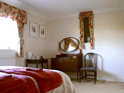 Strete Ralegh Farm  B&b