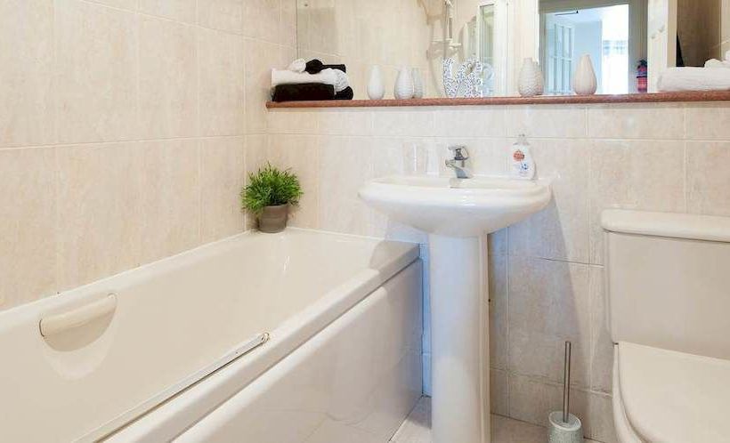 Tony Asga Apartments