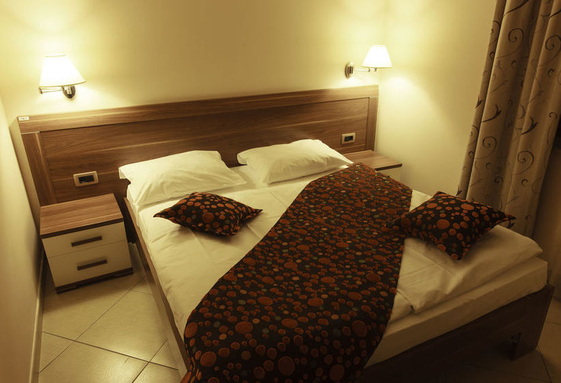 Apartments Vila Piranesi 3